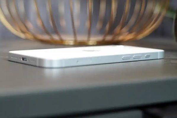 iphone dang e am ban chay hon iphone 17