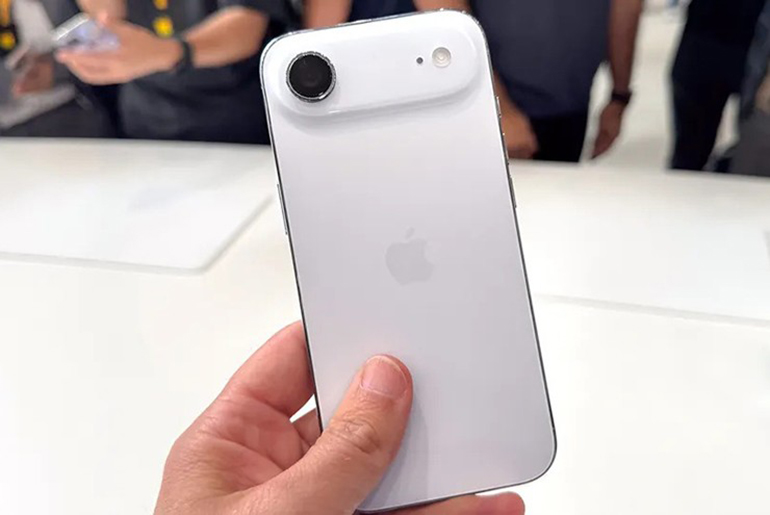 iPhone Air